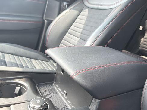 Used 2025 Ford Explorer ST-Line RWD image 40