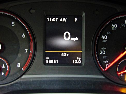 Used 2021 Volkswagen Passat 2.0T S image 14