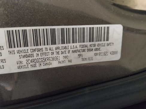 Used 2019 Dodge Grand Caravan SXT FWD image 33