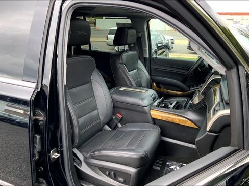 Used 2017 GMC Yukon XL Denali w/ Open Road Package AWD/4WD image 6