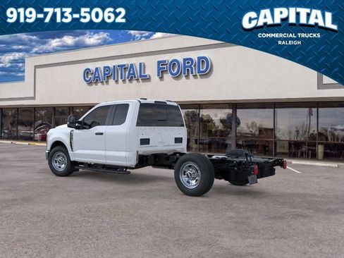 New 2026 Ford F350 XL w/ XL Chrome Package RWD image 4