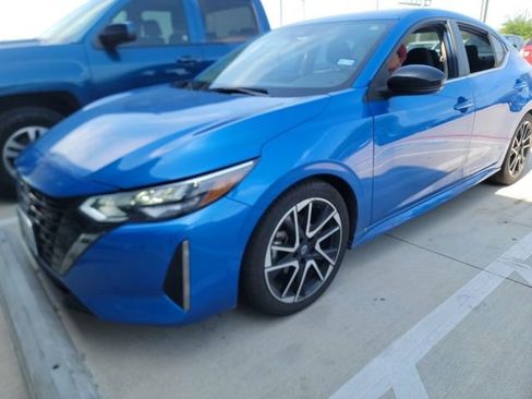 Used 2024 Nissan Sentra SR image 1