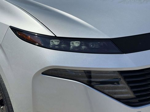 Certified 2025 Nissan Murano SV AWD/4WD image 7