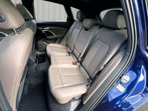 Used 2025 Audi Q5 Premium w/ Convenience Package AWD/4WD image 22