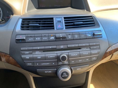 Used 2010 Honda Accord EX-L image 28