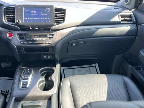 Used 2023 Honda Ridgeline RTL image 10