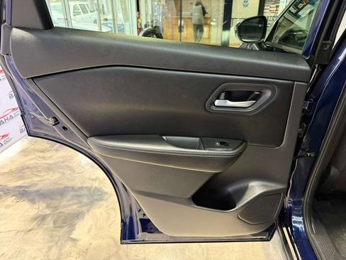 Used 2026 Nissan Rogue SV image 36