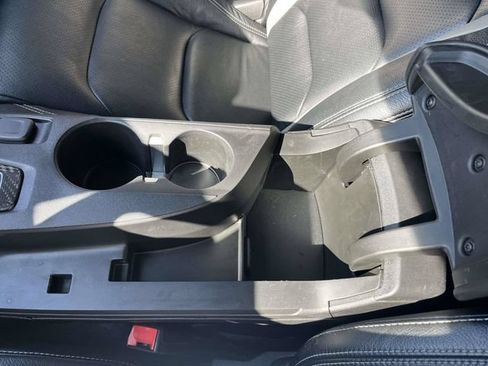 Used 2021 Chevrolet Camaro LT RWD image 34