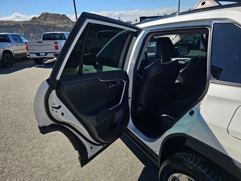 Used 2021 Toyota RAV4 Limited AWD/4WD image 23