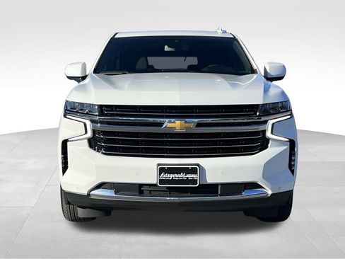 Used 2024 Chevrolet Suburban LT image 5