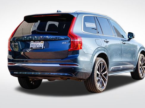 Used 2024 Volvo XC90 B5 Plus w/ Protection Package Premier image 8