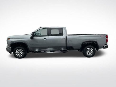 Certified 2025 Chevrolet Silverado 2500 LT w/ Safety Package image 4