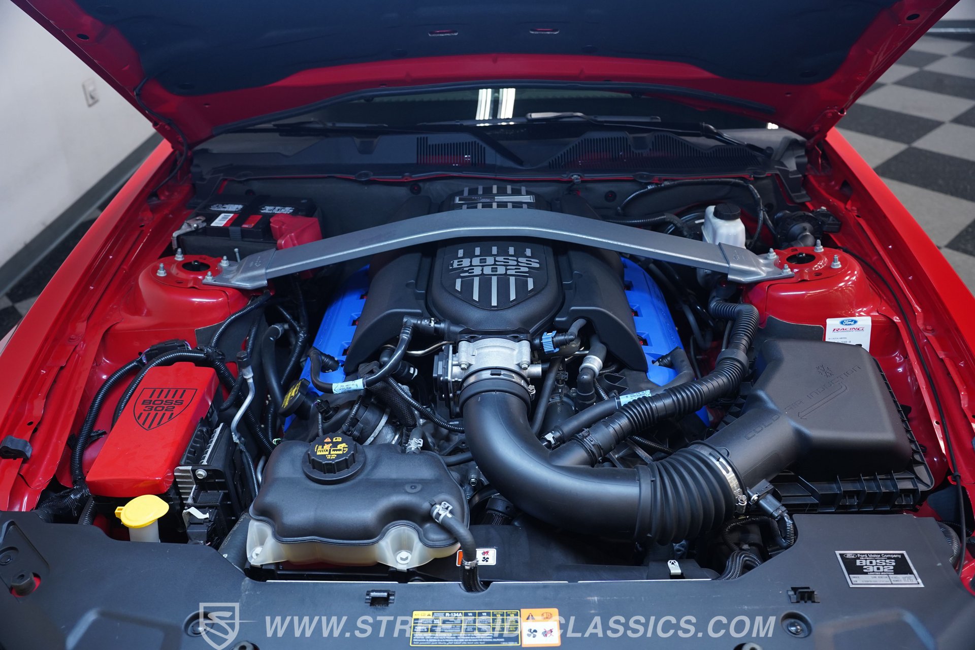 Used 2012 Ford Mustang Boss 302 w/ Boss 302 Accessory Pkg RWD image 31