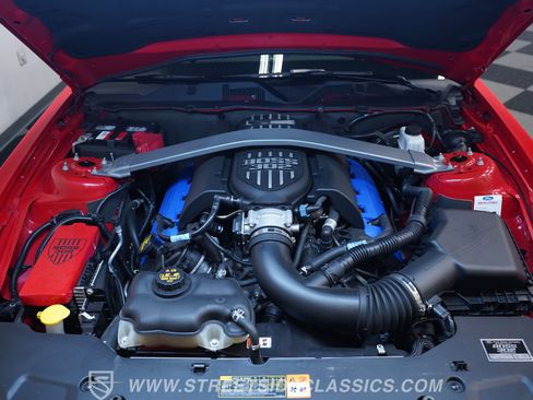 Used 2012 Ford Mustang Boss 302 w/ Boss 302 Accessory Pkg RWD image 31
