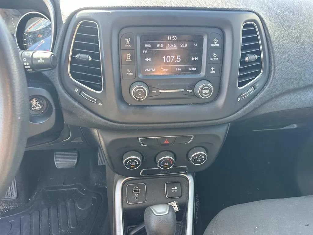 Used 2018 Jeep Compass Sport FWD image 21