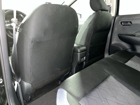 Used 2025 Nissan Versa SV FWD image 24