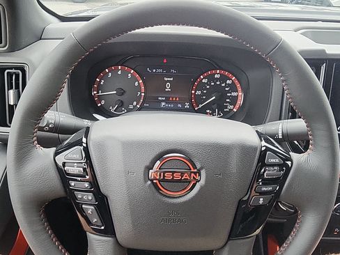 New 2025 Nissan Frontier PRO-4X w/ Interior Protection Package AWD/4WD image 15