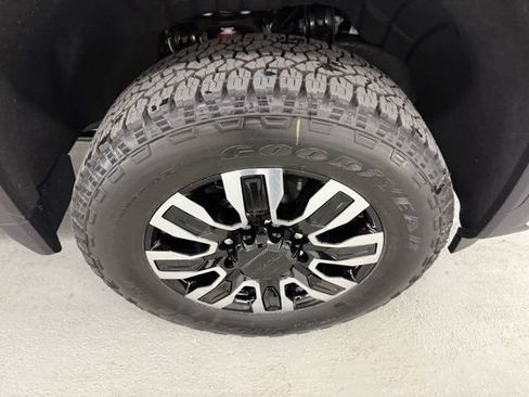 New 2026 GMC Sierra 2500 Denali Ultimate w/ Max Trailering Package image 4