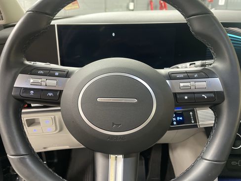Used 2025 Hyundai Tucson SEL AWD/4WD image 18