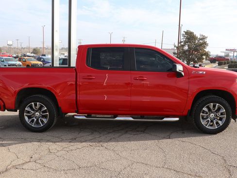 Used 2022 Chevrolet Silverado 1500 RST image 8