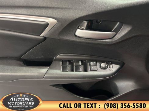 Used 2015 Honda Fit EX image 19