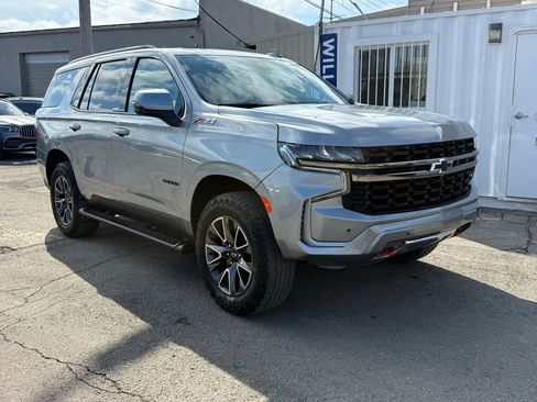 Used 2024 Chevrolet Tahoe Z71 w/ Luxury Package AWD/4WD image 10