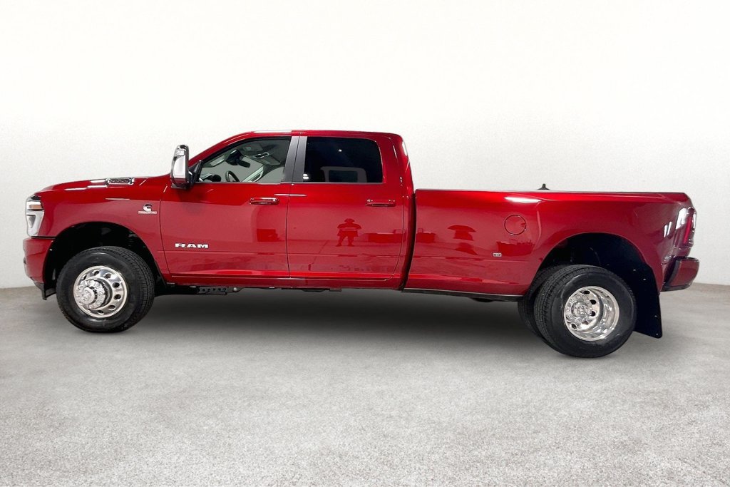 New 2026 RAM 3500 Laramie w/ Towing Technology Group AWD/4WD image 7