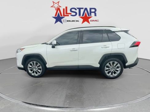 Used 2019 Toyota RAV4 Limited AWD/4WD image 4
