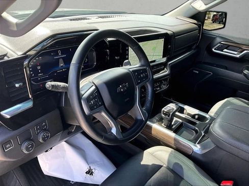 Certified 2025 Chevrolet Silverado 1500 RST w/ Convenience Package II RWD image 14