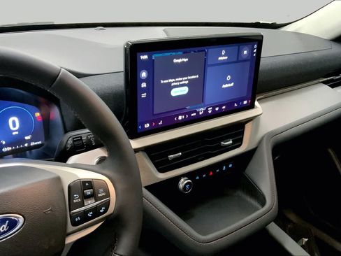 New 2026 Ford Explorer Active RWD image 5