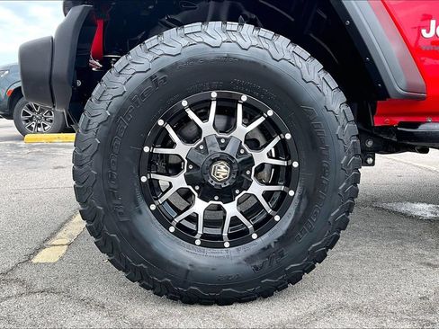 Used 2020 Jeep Wrangler Sport AWD/4WD image 33