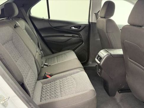 Used 2023 Chevrolet Equinox LT w/ Driver Convenience Package AWD/4WD image 21