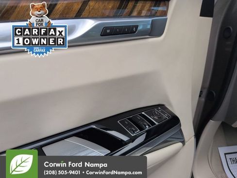 Used 2025 Cadillac Escalade ESV Sport Platinum w/ LPO, Floor Liner Package AWD/4WD image 11