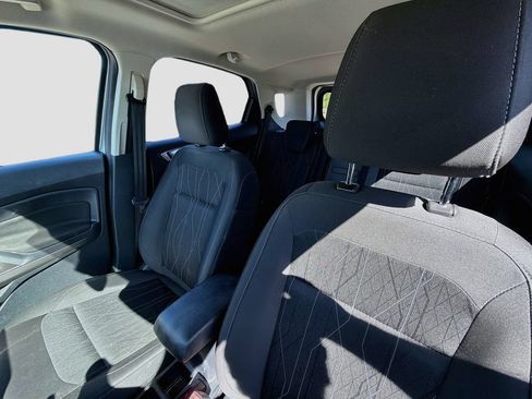 Used 2018 Ford EcoSport SE FWD image 11