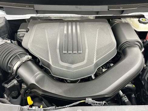 New 2026 GMC Acadia AT4 w/ Luxury Package AWD/4WD image 31