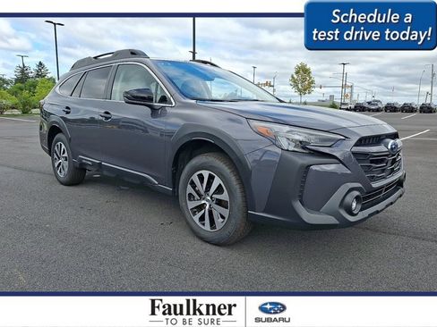 Certified 2025 Subaru Outback Premium AWD/4WD image 1