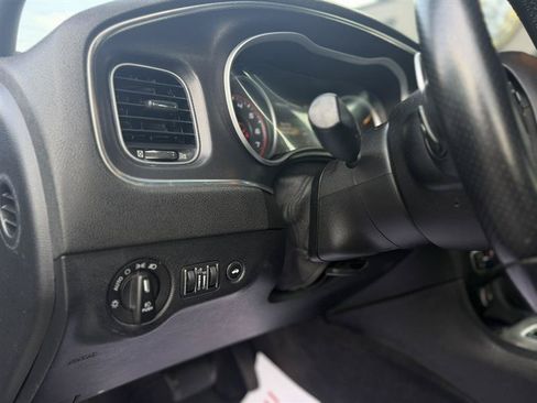 Used 2018 Dodge Charger R/T RWD image 11