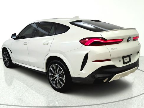 Used 2022 BMW X6 xDrive40i w/ M Sport Package AWD/4WD image 5
