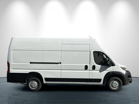 New 2026 RAM ProMaster 3500 w/ Advanced Safety Group FWD image 3