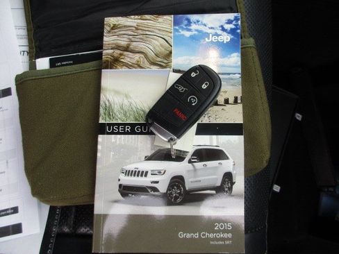 Used 2015 Jeep Grand Cherokee Limited w/ Luxury Group II AWD/4WD image 35