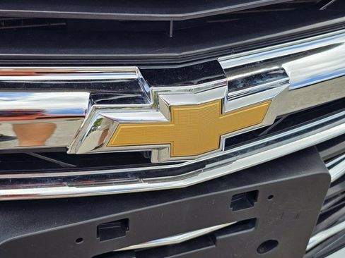 Used 2024 Chevrolet Malibu LT image 3