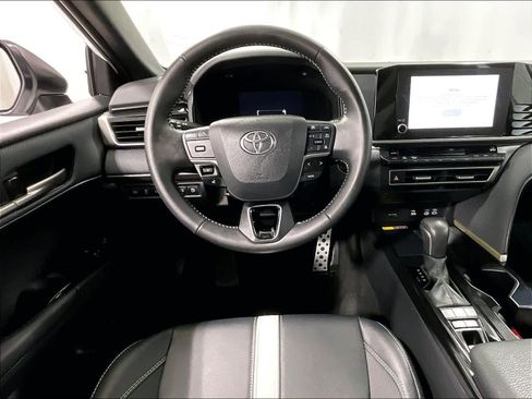 Certified 2025 Toyota Camry LE image 17