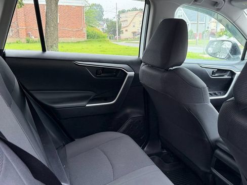 Used 2020 Toyota RAV4 LE w/ All Weather Liner Package AWD/4WD image 24