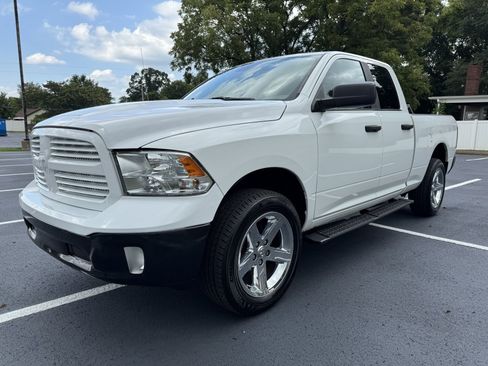 Used 2019 RAM 1500 Tradesman AWD/4WD image 1