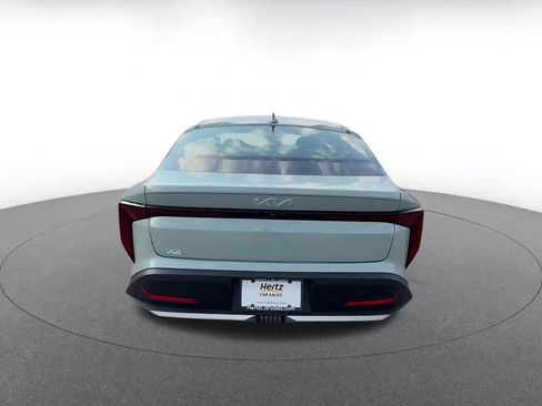 Used 2025 Kia K4 LXS image 12