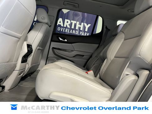 Used 2021 GMC Acadia SLT w/ Technology Package FWD image 28