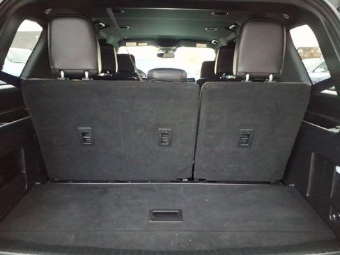 Used 2021 Ford Expedition Limited image 16