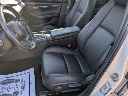 Used 2023 MAZDA MAZDA3 s FWD image 22