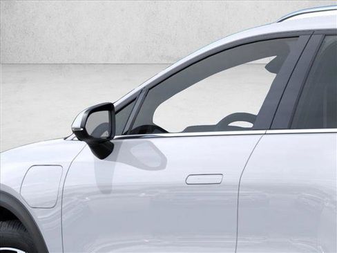 New 2026 Chevrolet Equinox EV LT image 12