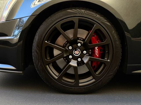 Used 2015 Cadillac CTS V image 17